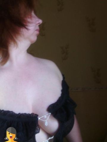 Ануш Красивая Брюнетка